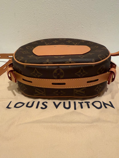 Louis Vuitton Monogram Boite Chapeau Souple MM Bag