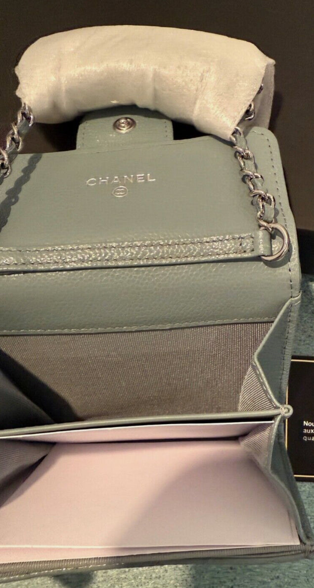 Chanel Classic Flap Quilted Caviar Mini Card Holder on Chain Green