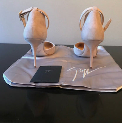 Giuseppe Zanotti Women's Lucrezia Ankle Strap Pointed Pump Sz 8