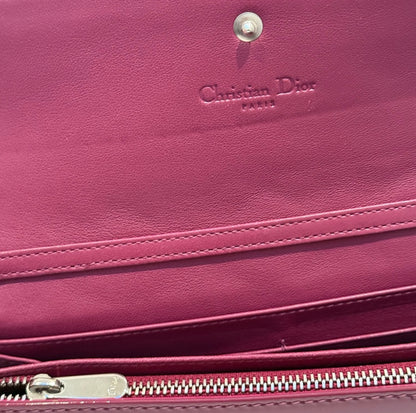 Authentic Christian Lady Dior Fuchsia Patent Leather Cannage Rendezvous Wallet Chain WOC