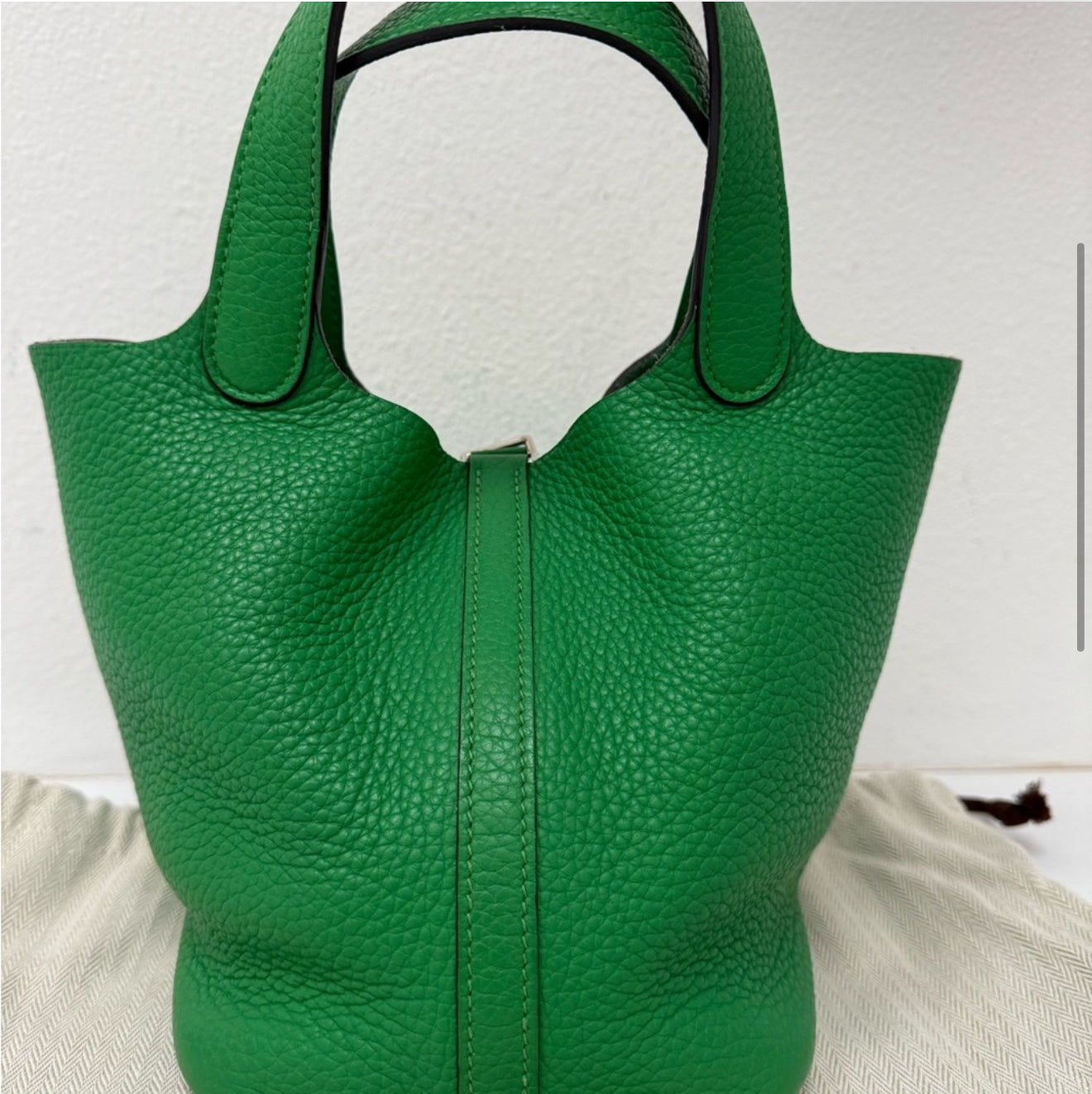 Hermès Picotin Lock 18 Bamboo Green Handbag
