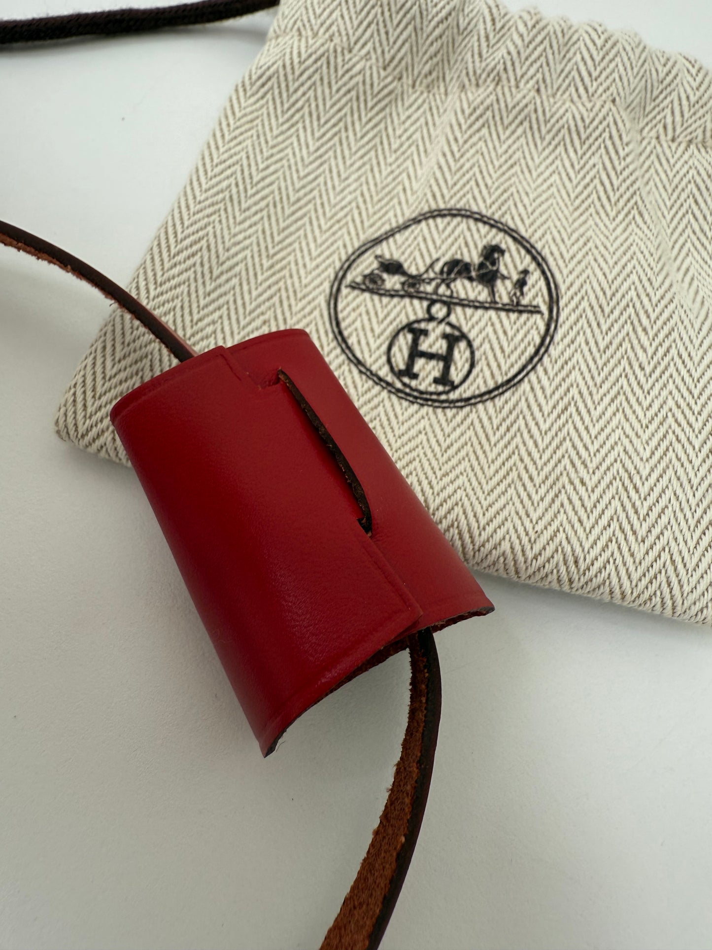 NEW HERMES Red Leather Clochette for Kelly or Birkin, Lock & 2 Keys Set with dust bag