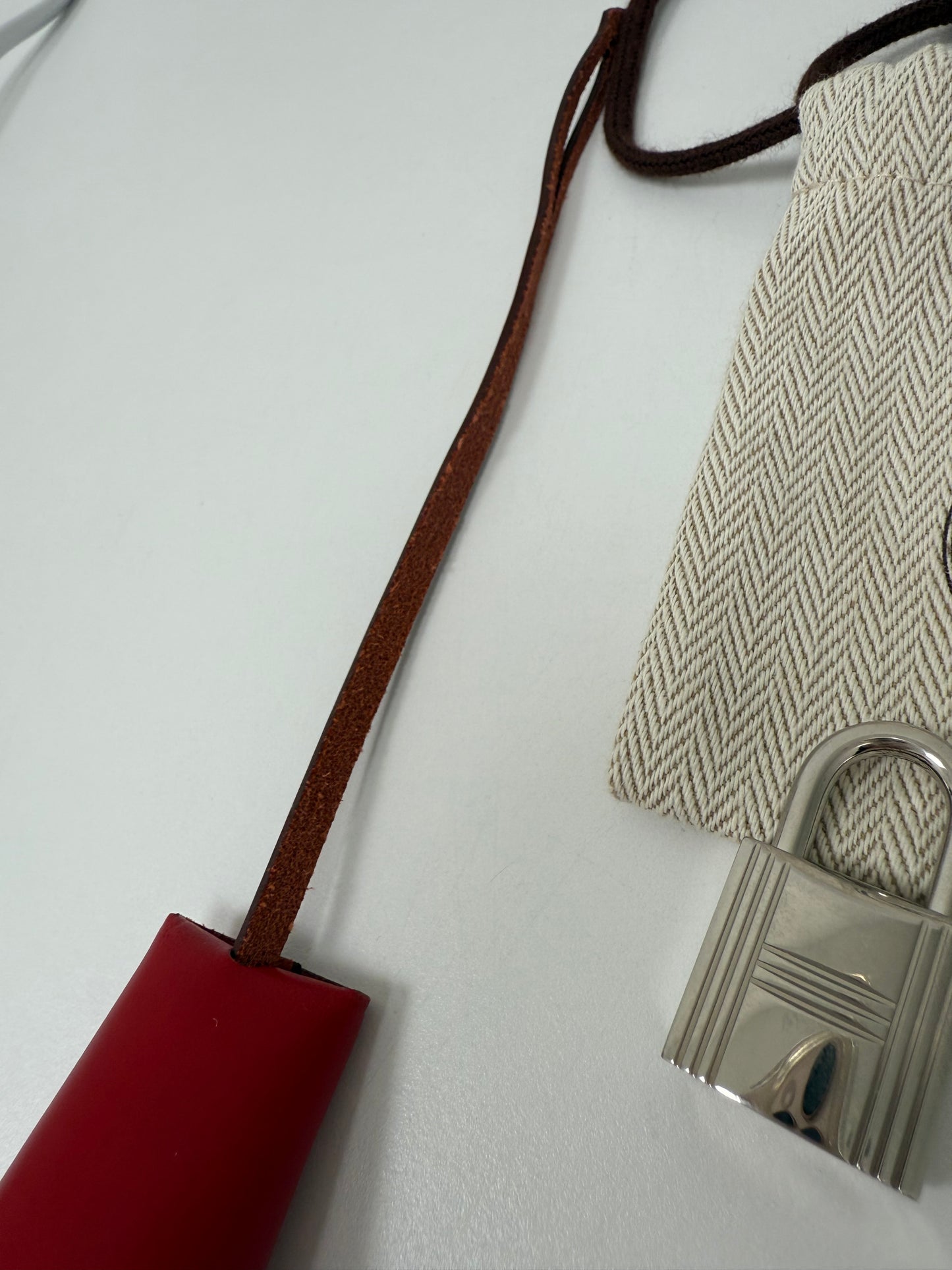 NEW HERMES Red Leather Clochette for Kelly or Birkin, Lock & 2 Keys Set with dust bag